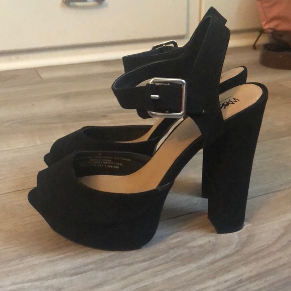 Sold Platform heels - Picture 3 of 5